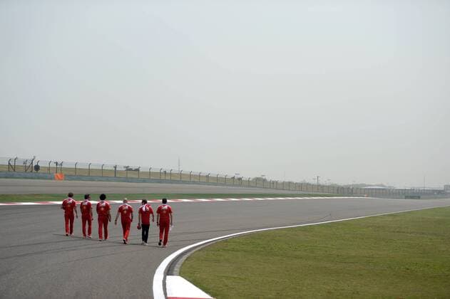 Chinese Grand Prix, Shanghai 14 - 17 April 2016 14.04.2016 - Sebastian Vettel (GER) Scuderia Ferrari SF16-H 