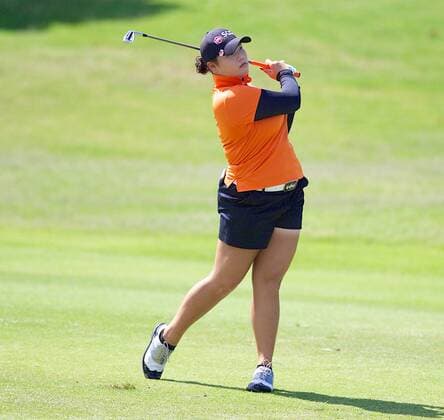 April 14, 2016 - Ariya Jutanugarn hits her approach shot to the 18th green during the second round of the Lotte Championship presented by Hershey at Ko Olina Golf Club in Kapolei, HI LPGA Golf Damen Golf 2016: Lotte Championship APR 14 - ZUMAc04_