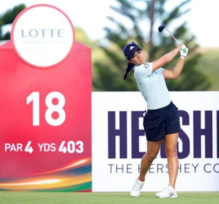 April 15, 2016 - Danielle Kang hits her drive on the 18th hole during the third round of the Lotte Championship presented by Hershey at Ko Olina Golf Club in Kapolei, HI LPGA Golf Damen Golf 2016: Lotte Championship APR 15 - ZUMAc04_