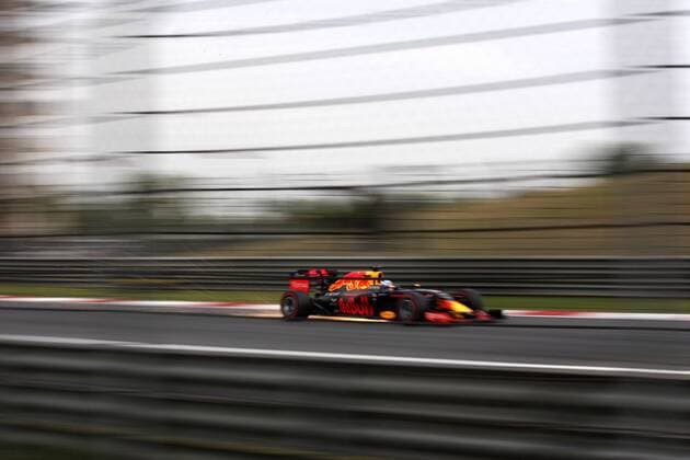 Formel 1, GP von China, Qualifiying Chinese Grand Prix, Shanghai 14 - 17 April 2016 16.04.2016 - Qualifying, Daniel Ricciardo (AUS) Red Bull Racing RB12 