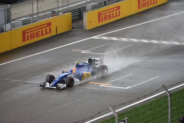 Sauber driver Felipe Nasr of Brazil competes in the qualifying session during the 2016 Formula 1 Chinese Grand Prix in Shanghai, China, 16 April 2016. Nico Rosberg wins pole position for Formula 1 Chinese Grand Prix  20160416_49842