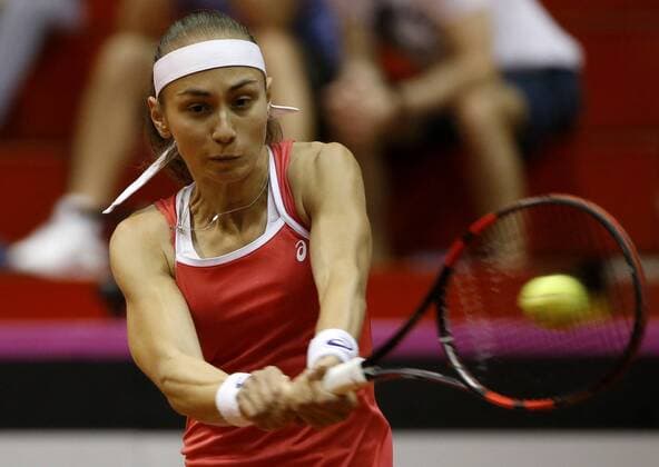 Serbian Aleksandra Krunic pictured in action during the women s tennis match between Belgian Yanina Wickmayer WTA Tennis Damen 42) and Serbian Aleksandra Krunic (WTA 120), game three of the World Group II Play-offs of the Fed Cup Europe Africa Group I, in Belgrade, Serbia, Sunday 17 April 2016. SRDJANxSTEVANOVIC  x04833631x