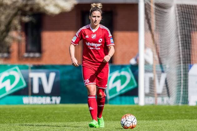 Laura Vetterlein (SC Sand, 26) Freisteller, Einzelbild, Aktion, Action, Fussball, Allianz Frauen-Bundesliga, SV Werder Bremen - SC Sand, xdgx