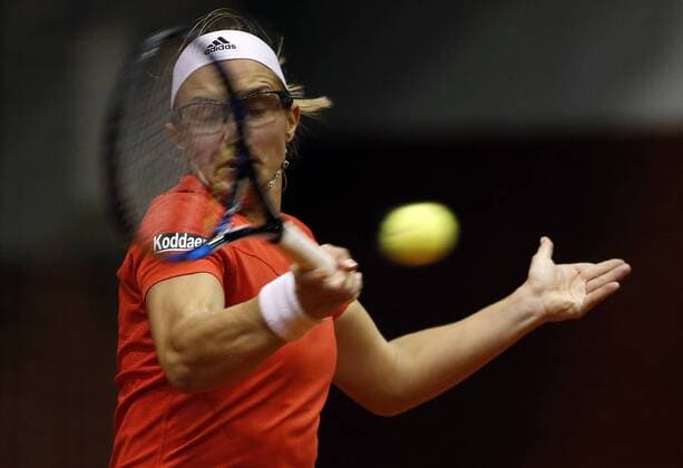 Belgian Kirsten Flipkens in action during the women s tennis match between Belgian Kirsten Flipkens WTA Tennis Damen 60) and Serbian Jovana Jaksic (WTA 185), game four of the World Group II Play-offs of the Fed Cup Europe Africa Group I, in Belgrade, Serbia, Sunday 17 April 2016. SRDJANxSTEVANOVIC  x04833796x