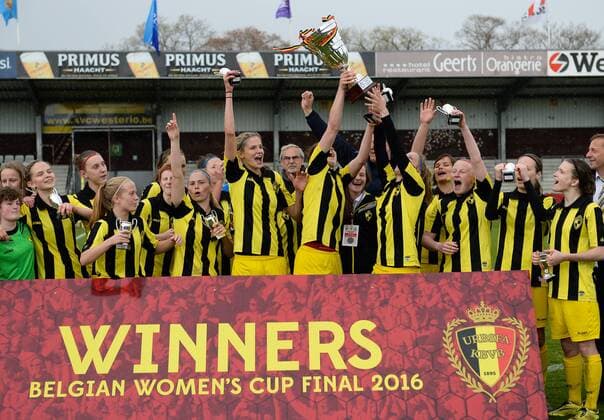 Lierse s players pictured celebrating after winning the Cup after a soccer game between Lierse SK and RSC Anderlecht, the women s cup final in Westerlo, Sunday 17 April 2016. DAVIDxCATRY  x04833813x
