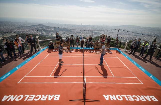 Themen der Woche - Sport Bilder des Tages - SPORT April 18, 2016 - Barcelona, Catalonia, Spain - KEI NISHIKORI (JPN) and RAFAEL NADAL (ESP) inaugurated the 64th Barcelona Open Banc Sabadell playing tennis overlooking the Catalan capital from the top of Tibidabo Mountain. Nishikori And Nadal Inaugurate 64th Barcelona Open Banc Sabadell - ZUMAo105