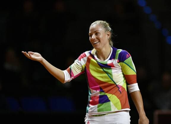 Angelique KERBER (GER) lacht hat Spaß beim Showmatch Berenberg Classics Showmatch Doppel Tennis Damen 18.04.2016 Porsche Tennis Grand Prix GP Stuttgart 2016 Porsche-Arena 16.04.-24.04.2016 Porsche Tennis Grand Prix Stuttgart 2016