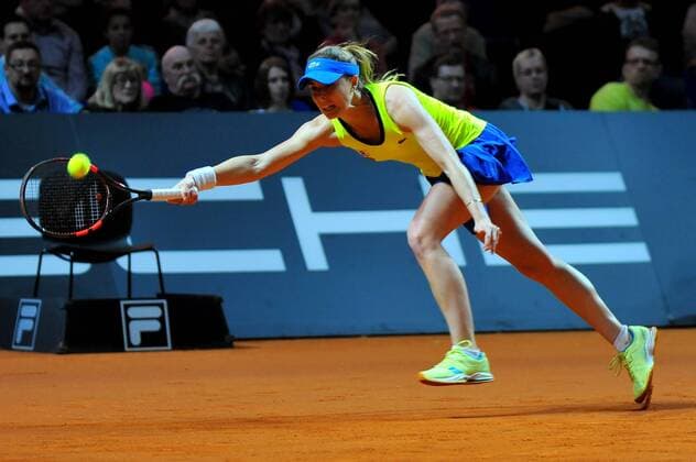 Alize CORNET (FRA). Deutschland, Stuttgart: Tennis, Porsche Tennis Grand Prix, 1.Runde am 20.04.2016, Porsche-Arena.