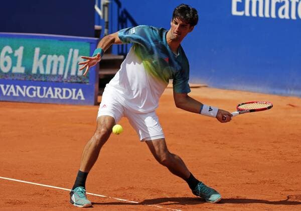 BARCELONA -april 20- SPAIN: Thomaz Bellucci during the match against Alexander Zverev, corresponding to the third round of the Open Banc Sabadell, 64 Trophy Conde de Godo, played on the RCT Barcelona1899, on april 20, 2016. Photo: Joan Valls Urbanandsport Cordon Press  xJoanxValls Urbanandsportx xBARCELONA-OPEN-BANC-SABADELL-TENNISx