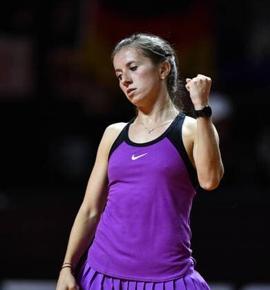 Annika Beck (GER) Jubel jubelt über gewonnenen Punkt Tennis Damen 20.04.2016 Porsche Tennis Grand Prix GP Stuttgart 2016 Porsche-Arena 16.04.-24.04.2016 Porsche Tennis Grand Prix Stuttgart 2016