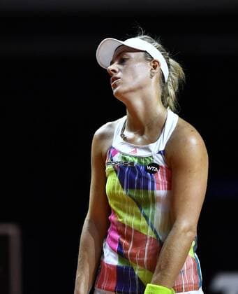 Angelique KERBER (GER) Aktion enttäuscht Tennis Damen 20.04.2016 Porsche Tennis Grand Prix GP Stuttgart 2016 Porsche-Arena 16.04.-24.04.2016 Porsche Tennis Grand Prix Stuttgart 2016
