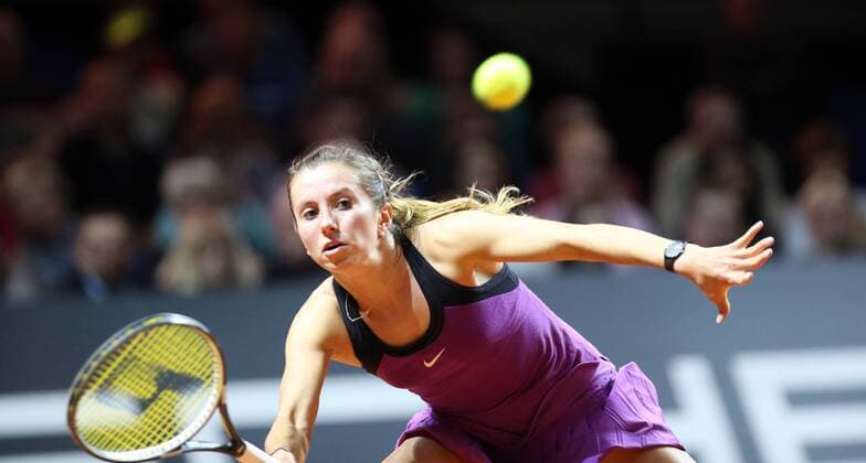 Porsche Tennis Grand Prix 2016 Deutschland, Stuttgart, 20.04.2016, Tennis, Porsche Tennis Grand Prix 2016, Stuttgart: Annika Beck (GER).