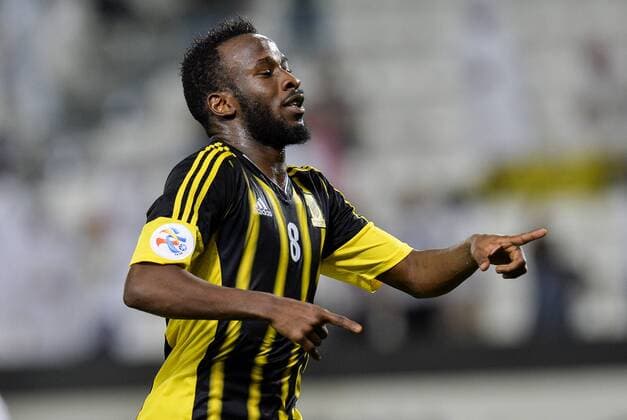 Fhad Almuwallad of Saudi Arabia s Al-Ittihad celebrates after scoring the second goal against Iran s Foolad Mobarakeh Sepahan during the AFC Asian Champions League Group A match in Doha, Qatar, April 20, 2016. Al-Ittihad won 4-0. ) (SP)QATAR-DOHA-AFC-ASIAN CHAMPIONS LEAGUE-GROUP A Nikku 