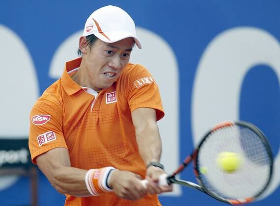 Japanese tennis player Kei Nishikori returns the ball to French Jeremy Chardy during their Barcelona Open Banc Sabadell Conde de Godo Trophy third round game played at Royal tennis club in Barcelona, northeastern Spain, on 21 April 2016. The tournament runs in Barcelona from 18 until 24 April 2016. Kei Nishikori vs Jeremy Chardy !ACHTUNG: NUR REDAKTIONELLE NUTZUNG!  20160421-635968575209827740