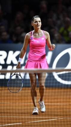 Agnieszka RADWANSKA (POL) Schlussjubel Jubel jubelt über gewonnenes Match ballt Faust Tennis Damen 21.04.2016 Porsche Tennis Grand Prix GP Stuttgart 2016 Porsche-Arena 16.04.-24.04.2016 Porsche Tennis Grand Prix Stuttgart 2016