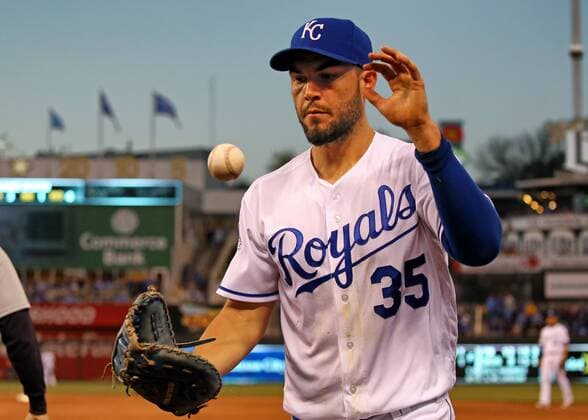 21 April 2016: Kansas City Royals first baseman Eric Hosmer (35) after making a diving catch of a foul ball in a game between the Detroit Tigers and the Kansas City Royals at Kauffman Stadium in Kansas City, MO. (Photo by Scott Winters Icon Sportswire) MLB Baseball Herren USA APR 21 Tigers at Royals Icon160421238 EDITORIAL USE ONLY