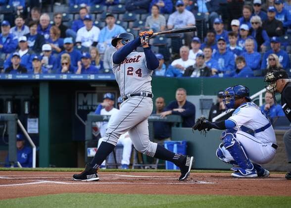 21 April 2016: Detroit Tigers first baseman Miguel Cabrera (24) bats in a game between the Detroit Tigers and the Kansas City Royals at Kauffman Stadium in Kansas City, MO. (Photo by Scott Winters Icon Sportswire) MLB Baseball Herren USA APR 21 Tigers at Royals Icon160421060 EDITORIAL USE ONLY