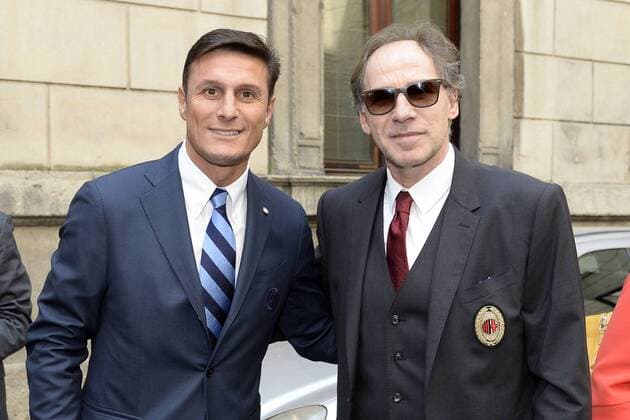 Fußball, Champions League Pokal wird in Mailand präsentiert Mailand 22 04 2016 - Champions League Trophy im Mailänder Palazzo Marino DanielexBuffa - Javier Zanetti-Franco Baresi 