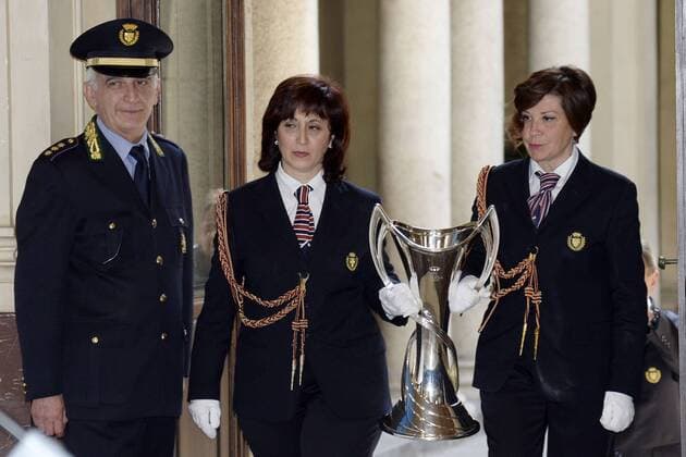 Mailand 22 04 2016 - Champions League Trophy im Mailänder Palazzo Marino DanielexBuffa - Champions League Trophäe, Pokal 