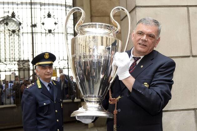Mailand 22 04 2016 - Champions League Trophy im Mailänder Palazzo Marino DanielexBuffa - Champions League Trophäe, Pokal 