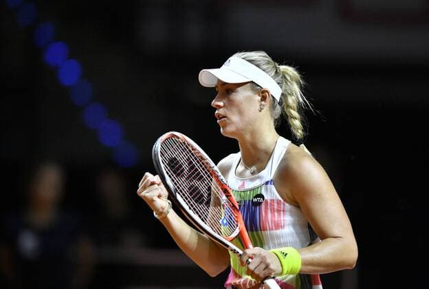 Angelique KERBER (GER) Jubel jubelt über gewonnenen Punkt Tennis Damen 22.04.2016 Porsche Tennis Grand Prix GP Stuttgart 2016 Porsche-Arena 16.04.-24.04.2016 Porsche Tennis Grand Prix Stuttgart 2016