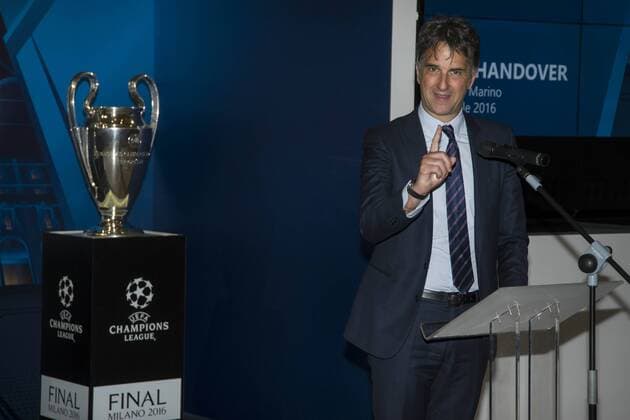 Fußball, Champions League Pokal wird in Mailand präsentiert Football - soccer: UEFA Champions League, , Michele Uva, FIGC xHOCHxZWEIx xItalyxPhotoxPressx 