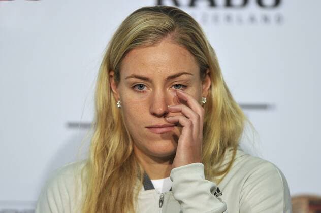 Angelique KERBER (GER) ,Einzelbild, angeschnittenes Einzelmotiv, Portraet,Portrait,Porträt. Tennis Porsche Tennis Grand Prix 2016,am 22.04.2016. Porsche Arena in Stuttgart.