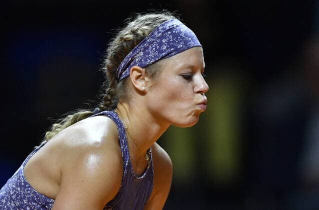 Laura Siegemund (GER) enttäuscht Tennis Damen 22.04.2016 Porsche Tennis Grand Prix GP Stuttgart 2016 Porsche-Arena 16.04.-24.04.2016 Porsche Tennis Grand Prix Stuttgart 2016