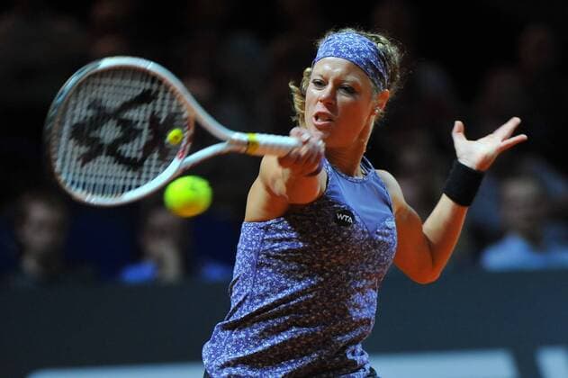 Laura SIEGEMUND (GER). Deutschland, Stuttgart: Tennis, Porsche Tennis Grand Prix, Viertelfinale am 22.04.2016, Porsche-Arena.