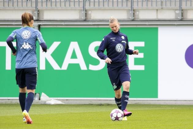 Fußball, UWCL, Abschlusstraining VfL Wolfsburg; Alexandra Popp (Alex Popp, Wolfsburg, 11) am Ball. xtgx