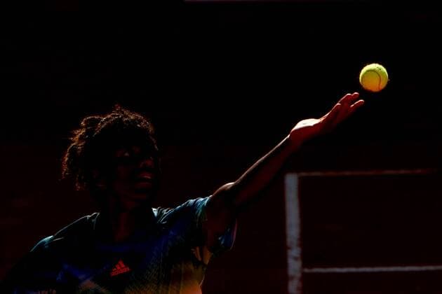 April 23, 2016 - Estoril, Portugal - Swedish Elias Ymer serves a ball to Portuguese Rui Machado during the Qualifying of the Millennium Estoril Open ATP Tennis Herren 250 tennis tournament at the Clube de TÅ½nis do Estoril in Portugal on April 25, 2016. Millennium Estoril Open ATP 250 tennis tournament - Rui Machado (POR) vs Elias Ymer (SWE) - ZUMAf123