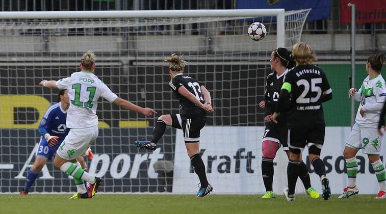 2-0 durch 11 Alexandra Popp (VfL Wolfsburg)