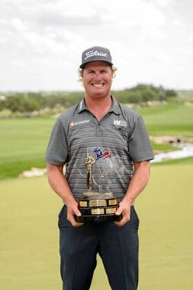 24 Apr 2016: Charley Hoffman after the final round of the Valero Texas Open at the TPC San Antonio Oaks Course in San Antonio, TX. (Photo by Daniel Dunn Icon Sportswire) GOLF: APR 24 PGA Golf Herren - Valero Texas Open - Final Round Icon16042454 EDITORIAL USE ONLY