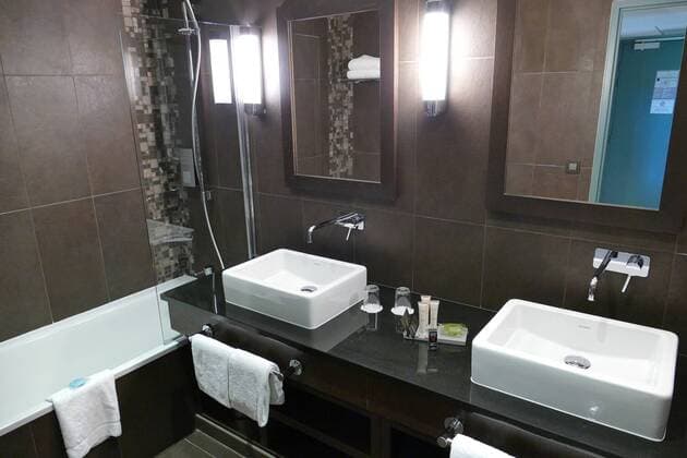 Fußball, EURO 2016, Mannschaftsquartier der Schweiz in Vichy VICHY SPA HOTEL Chambre Salle de bain FOOTBALL : Camp de base de la Suisse pour l Euro 2016 - Juvignac - 25 04 2016 RichardGosselinx 