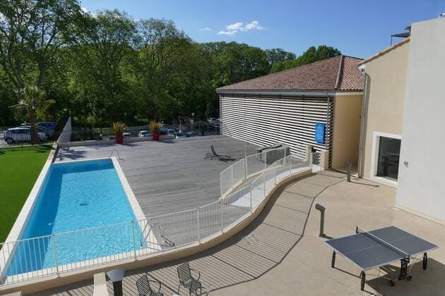 Fußball, EURO 2016, Mannschaftsquartier der Schweiz in Vichy VICHY SPA HOTEL Piscine exterieur FOOTBALL : Camp de base de la Suisse pour l Euro 2016 - Juvignac - 25 04 2016 RichardGosselinx 