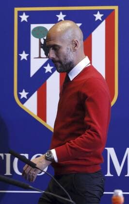 Bayern Munich coach Spanish Pep Guardiola delivers a presser at Vicente Calderon stadium in Madrid, Spain, 26 April 2016, prior to tomorrow s Champions league match before Atletico de Madrid. BAYERN MUNICH PRESSER IN MADRID !ACHTUNG: NUR REDAKTIONELLE NUTZUNG!  CAM002 20160426-635972998640961866