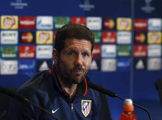 Atletico de Madrid Argentinian coach Diego Simeone delivers a presser at Vicente Calderon stadium in Madrid, Spain, 26 April 2016, prior to tomorrow s Champions league match before Bayern Munich. ATLETICO DE MADRID PRESSER IN MADRID !ACHTUNG: NUR REDAKTIONELLE NUTZUNG!  CAM003 20160426-635973004541423866