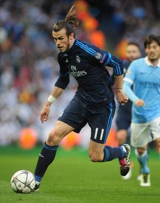 Football - 2015 2016 Champions League - Semi-Final, First Leg: Manchester City vs. Real Madrid Gareth Bale of Real Madrid at the Etihad Stadium. COLORSPORT ANDREW COWIE 