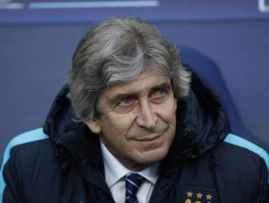 26.04.2016. The Etihad, Manchester, England. UEFA Champions League. Manchester City versus Real Madrid. Manchester City manager Manuel Pellegri in the technical area before the kick off. xAlanxMartinx  ActionPlus11731113
