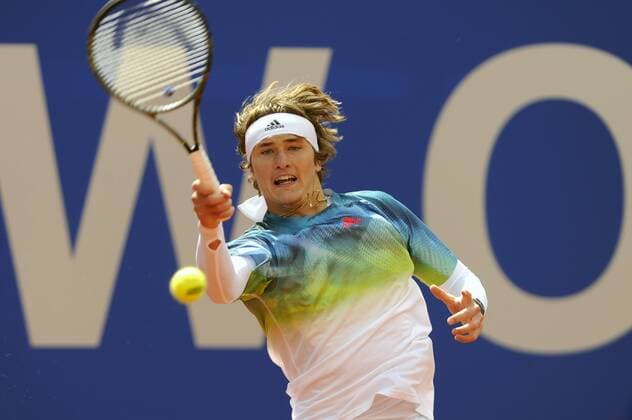 Alexander (Sascha) ZVEREV (GER),Aktion,Einzelbild,angeschnittenes Einzelmotiv,Halbfigur,halbe Figur. Tennis BMW Open 2016 am 27.04.2016 in Muenchen.