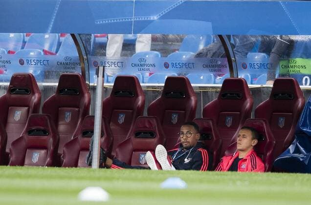 Bilder des Tages - SPORT Madrid, 27.04.2016, Stadion Vicente Calderon Jerome Boateng (FCB) und Rafinha (FCB) nicht im Kader Atletico Madrid vs. FC Bayern München mm