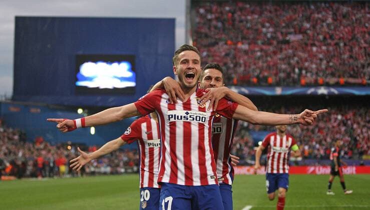27.04.2016, Fussball UEFA Champions League 2015 2016, Halbfinale, Hinspiel, Atletico Madrid - FC Bayern München, im Estadio Vicente Calder—n, Madrid. Jubel v.l. Torschütze Saul Niguez (Atletico Madrid) und Koke (Atletico Madrid) zum Tor zum 1:0 