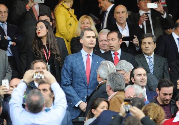Rey Felipe VI.. Round Semi-finals 1st of the CHAMPIONS league, soccer match between Atletico de Madrid - Bayern de Munich at the Vicente Calderon estadium, Madrid - Spain (ESP) by April 27, 2016. PHOTO: Gregorio Lopez.  xGregorioxLopezx x SOCCERxSPAINx
