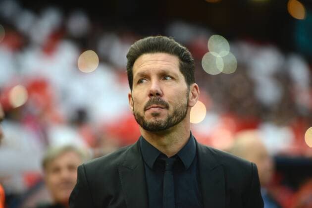Atletico de Madrid Coach, Diego Pablo Simeone - SIMEONE. Round Semi-finals 1st of the CHAMPIONS league, soccer match between Atletico de Madrid - Bayern de Munich at the Vicente Calderon estadium, Madrid - Spain (ESP) by April 27, 2016. PHOTO: Gregorio Lopez.  xGregorioxLopezx x SOCCERxSPAINx