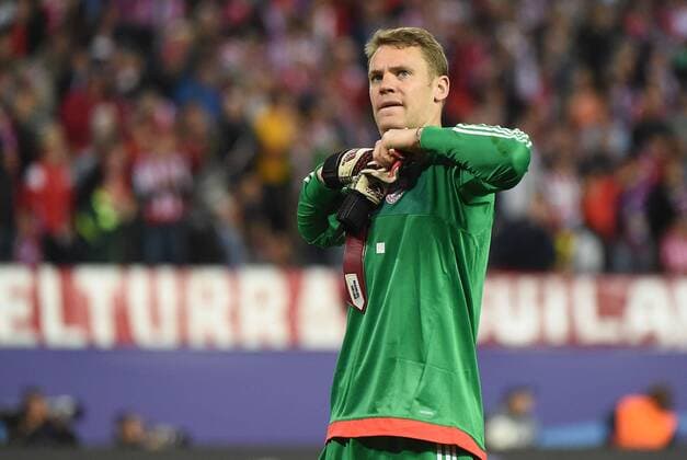 Madrid 27.04.2016, xjhx, Fussball Champions League, Atletico Madrid - FC Bayern München, emspor, v.l. Manuel Neuer (FC Bayern Muenchen) enttaeuscht, enttaeuscht schauend, dissapointed