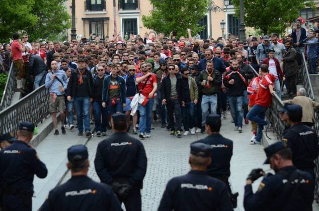 Spain: Bayern Munich fans in Madrid Nearly 3,000 Bayern fans travel to Madrid to watch the UEFA Champions League match between Atlético de Madrid (Spain) and Bayern Munich (Germany) . Supporters congregate in the streets around Plaza Mayor in central Madrid prior the game.  JorgexSanz