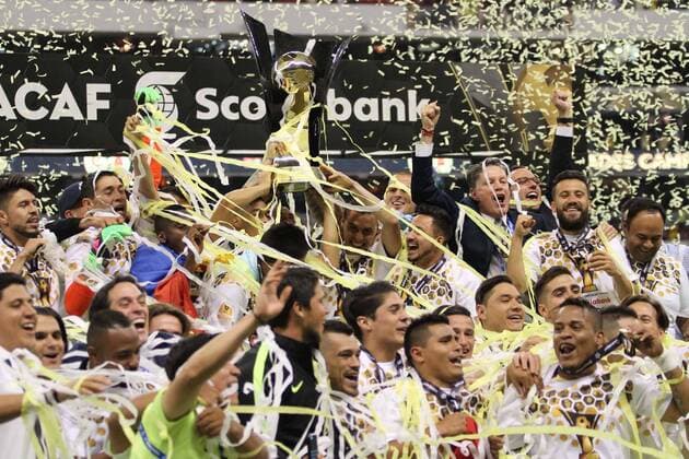 Fußball, Concacaf Champions League Finale, Club America besiegt UANL Tigres April 27, 2016 - Mexico - D26041613.JPG.CIUDAD DE MEXICO.- Deporte-Soccer.- Las Ãguilas del America se alzaron con el titulo de la Concachampions la noche de este miercoles 27 de abril de 2016 y tienen su boleto para el mundial de clubes a disputarse en Japon. El cuadro de Coapa vencio este miercoles 2-1 (global 4-1) a Tigres en la vuelta de la final de esta competicion. Foto: Agencia EL UNIVERSAL Agustin Salinas RCC. Latin News - April 27, 2016  - ZUMAu78_
