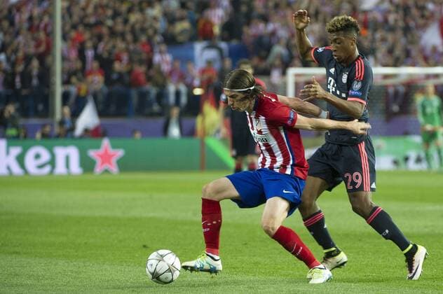 Zweikampf von Filipe Luis und Kingsley Coman beim Champions League Halbfinal Hinspiel Atletico Madrid vs. Bayern München im Vicente-Calderon-Stadion. Madrid, 27.04.2016 Foto:xDyDxFotografosx xFuturexImage
