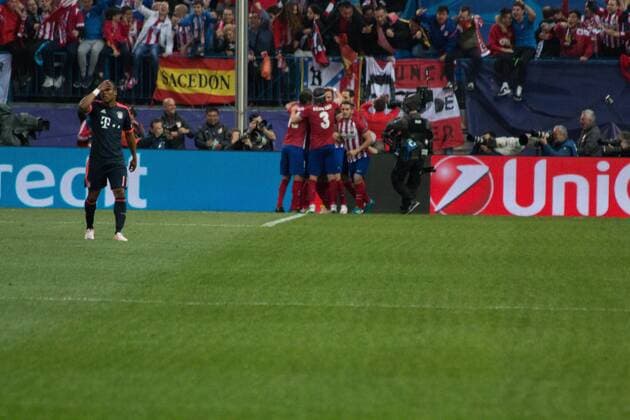 Spain: Atlético Madrid v Bayern Munich League A player of Bayern cant believe the goal meanwhile the Atlético players celebrate the goal during Atlético Madrid v Bayern Munich champions league semi-final. Game ends 1-0, Atlético won.  JorgexGonzalezxMoreno