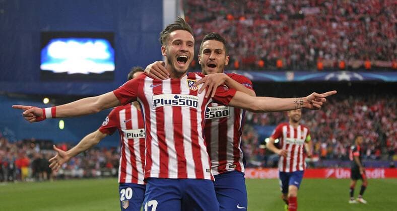 27.04.2016, Fussball UEFA Champions League 2015 2016, Halbfinale, Hinspiel, Atletico Madrid - FC Bayern München, im Estadio Vicente Calderon, Madrid. Jubel v.l. Torschütze Saul Niguez (Atletico Madrid) und Koke (Atletico Madrid) zum Tor zum 1:0 
